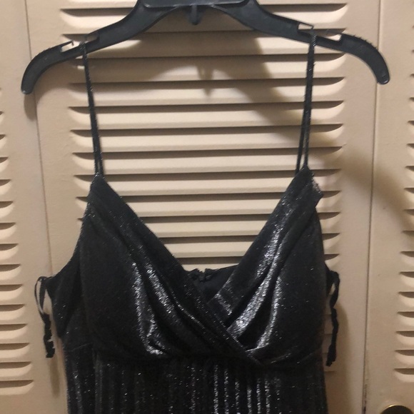 Black shimmery dress - Picture 2 of 3